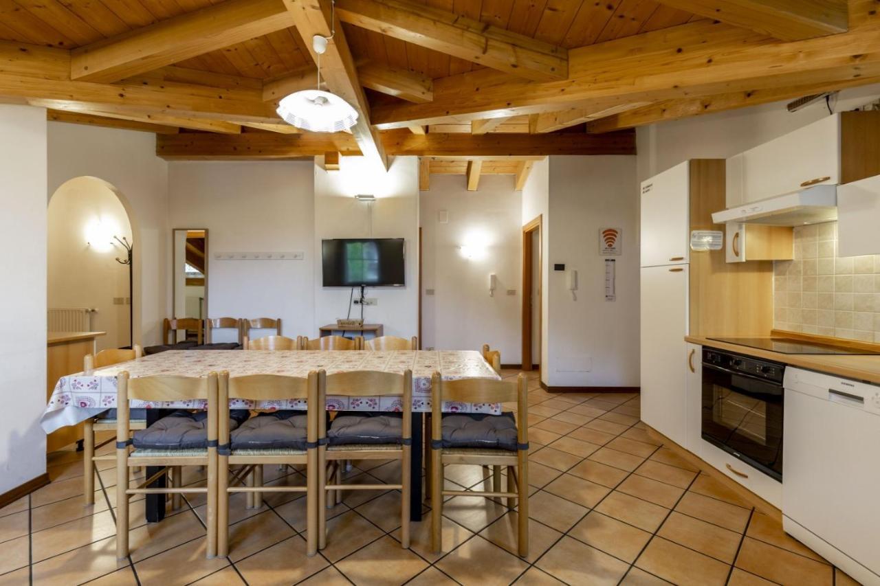 Casa Riz Apartment Campitello di Fassa Luaran gambar