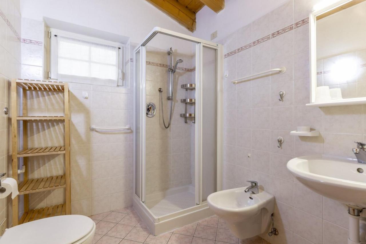 Casa Riz Apartment Campitello di Fassa Luaran gambar