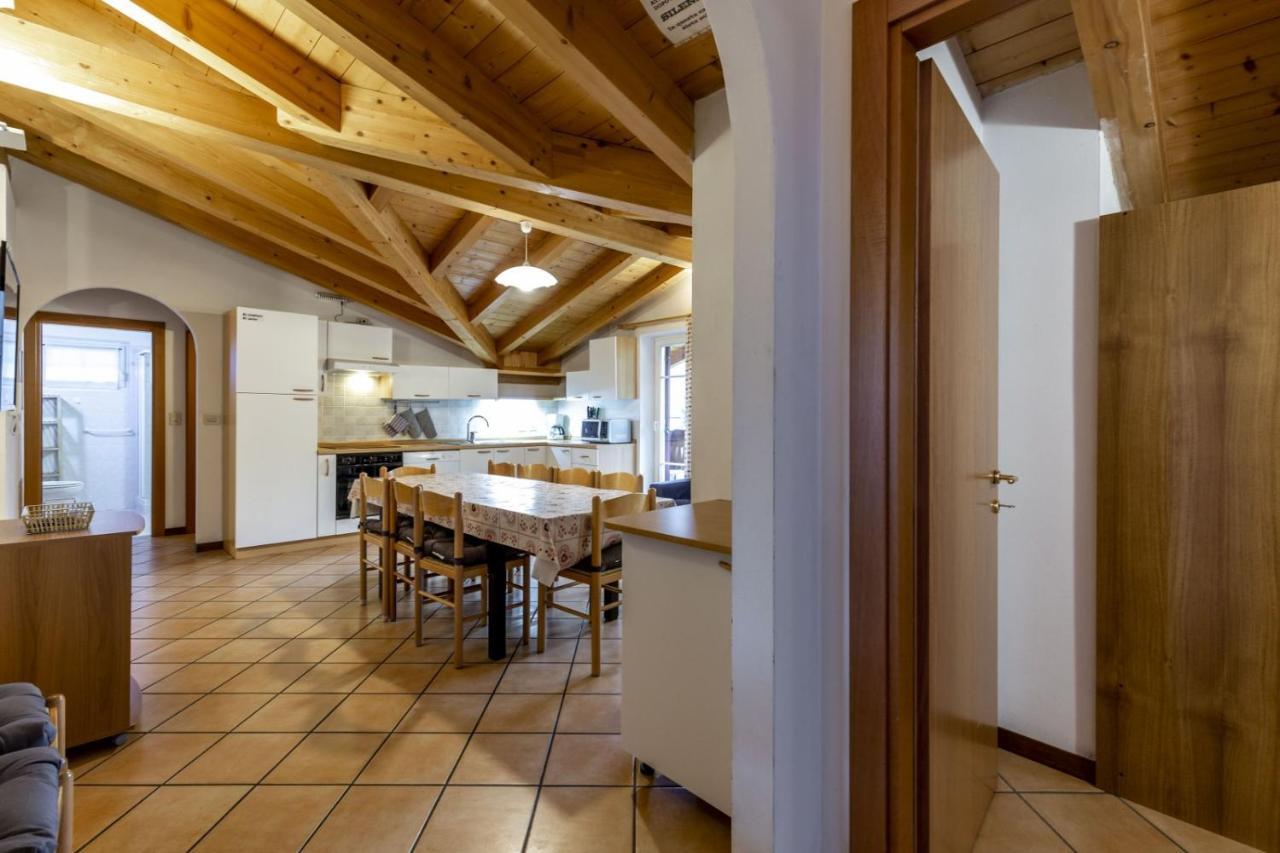 Casa Riz Apartment Campitello di Fassa Luaran gambar